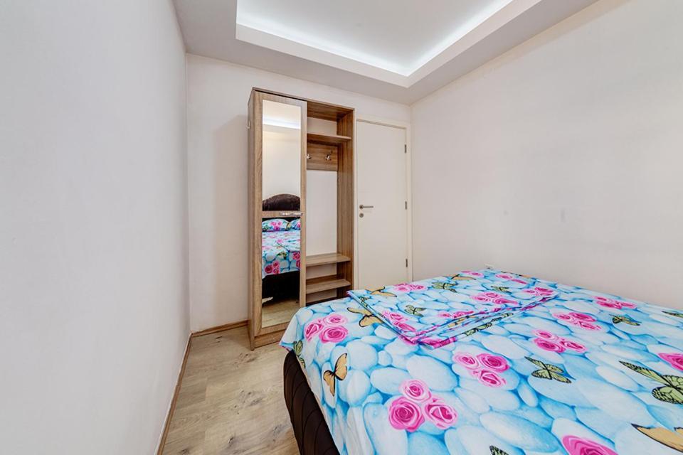 Post Office Center Apartments Budva Exterior foto